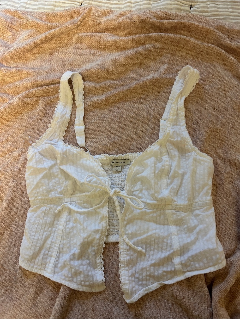 American Eagle Outfitters White Tie-Front sleeveless Top